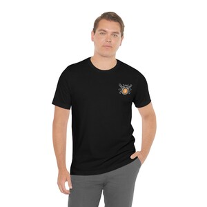 Camiseta unissex com chave Bitcoin de bolso