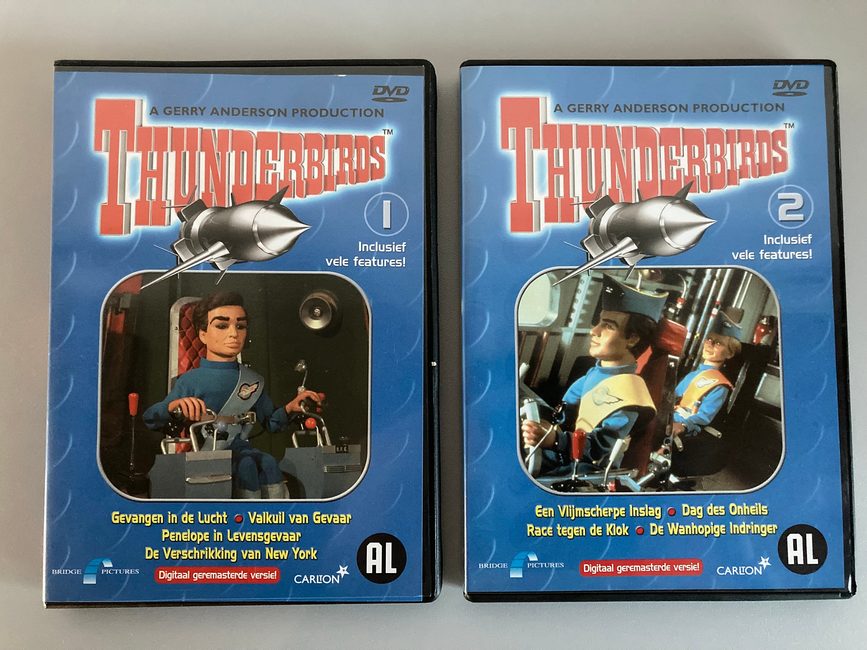 THUNDERBIRDS | DVD Set | 5 DVD | 20 Episodes | Additional Features