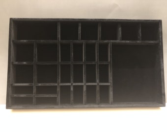 No4 Obsequio (existencia transparente): bandeja para joyería negra de 54,7 x 31,5 cm/21,53 x 12,4 pulgadas, diseño como en la imagen, solo 1 juego