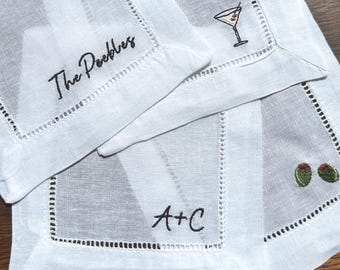 Servilleta de cóctel de lino bordada personalizada con iniciales personalizadas y copa de martini