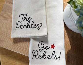 Personalized Kitchen Towel, Custom Embroidered Tea Towel, Chainstitch Lettering, Housewarming Gift, Wedding Gift, Hostess Gift, Kitchen Gift