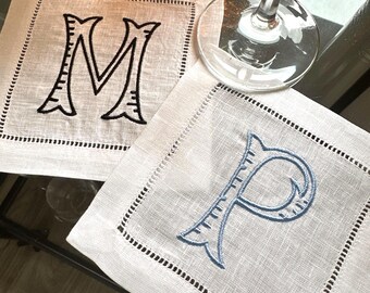 Servilletas de cóctel de lino con monograma barroco, servilletas bordadas, juego de 4