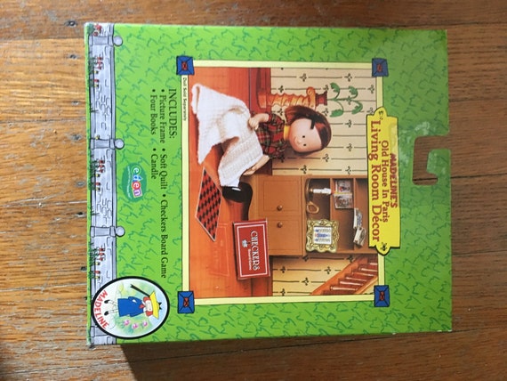 Madeline 8” Doll's Old House in Paris Living Room Accessories Eden