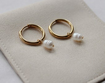 handmade gold plated earrings with a freshwater pearl, 14K gold plated hoops , pearl earrings hanging