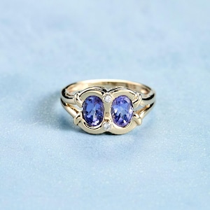 14kt Tanzanite and Diamond Gold Ring