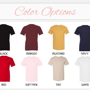 Op de afbeelding: Kleuropties voor een T-shirt in zwart, bordeauxrood, mosterd, marineblauw, rood, roze, bruin en wit.