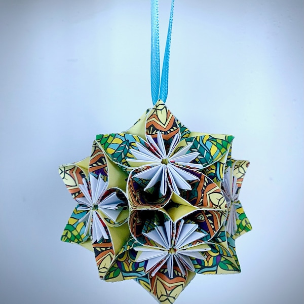 Boule de fleurs en origami personnalisée / Boule de Kusudama