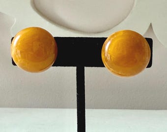 Vintage Bakelite Marbled Butterscotch Button Earrings