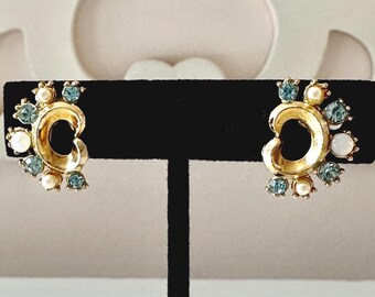 Vintage Gold Tone Blue Rhinestone Faux Pearl Screw Back Earrings