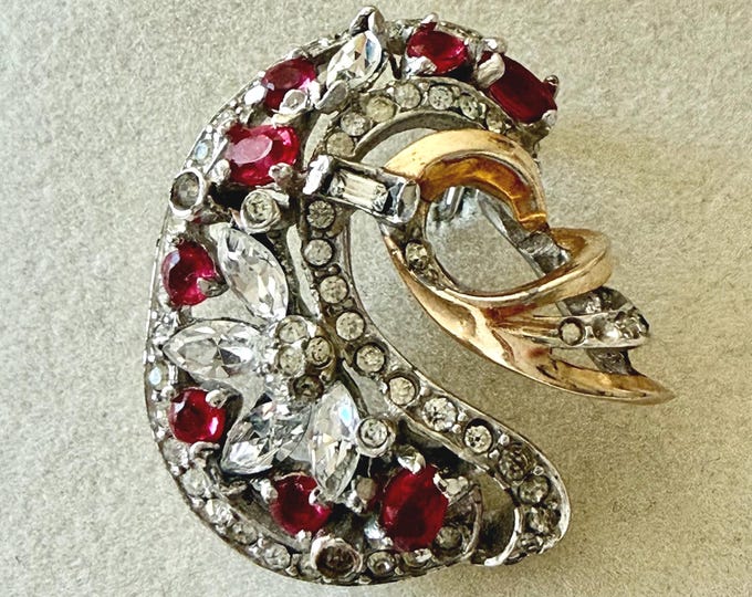 Vintage Reja Petite Vermeil Brooch with Clear and Raspberry Rhinestones