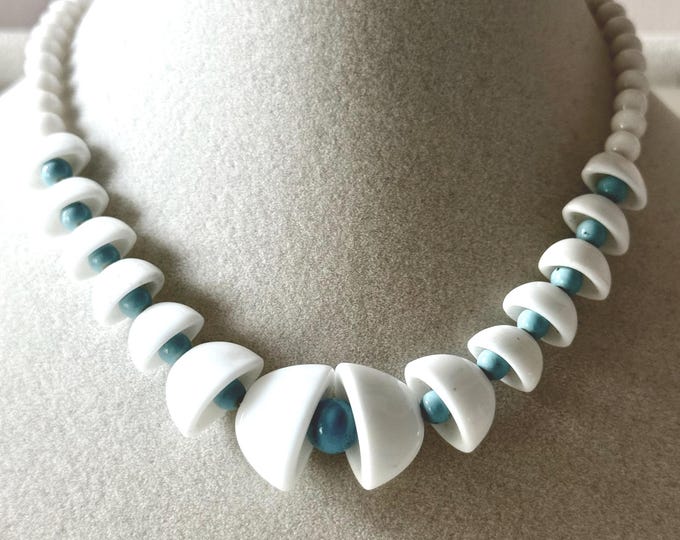 Vintage White and Blue Glass Bead Necklace Unsigned 15.5"