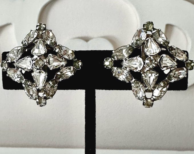 Vintage Domed Rhinestone Statement Earrings Unsigned 1 1/8"