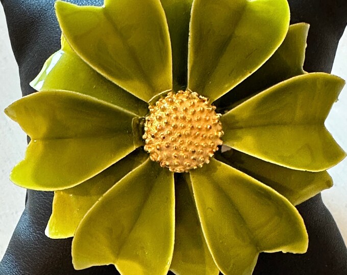 Vintage Green Enamel Layered Floral Brooch 2 3/8" Unsigned