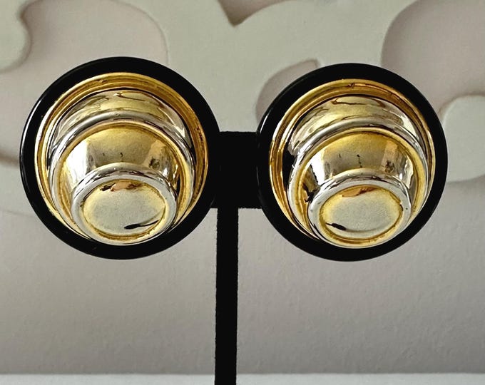 Vintage Large Gold Tone Metal Domed Black Edged Earrings Unsigned 1.25"
