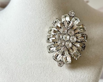 Vintage Weiss Layered Clear Rhinestone Brooch 2 1/4"