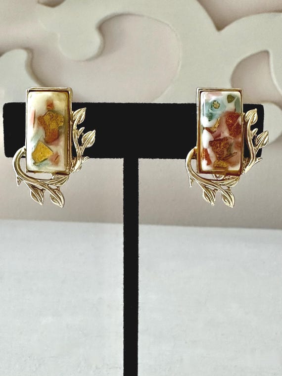 Vintage Coro Cream Confetti Lucite Earrings Clip-On