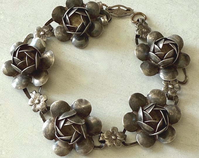 Vintage Coro 1940s Sterling Silver Rose Bracelet 7.5"