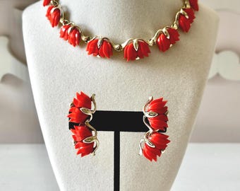 Vintage Orange Acrylic Floral Gold Tone Necklace + Earrings Unsigned