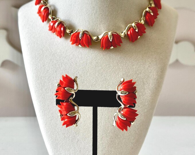 Vintage Orange Acrylic Floral Gold Tone Necklace + Earrings Unsigned