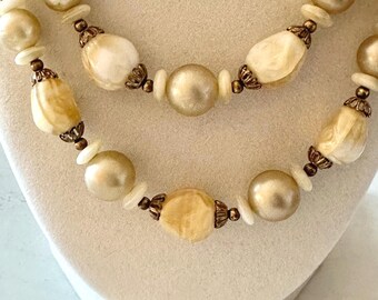 Vintage Trifari Ivory and Tan Art Glass Necklace