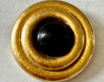 Vintage 1980s VO Gold Tone Black Cabochon Brooch 2 1/8"