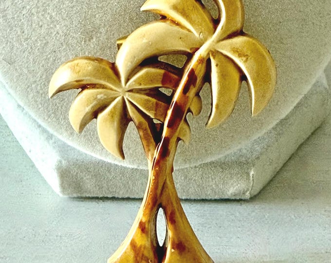 Vintage Celluloid Palm Trees Brooch 2 1/4" Unsigned