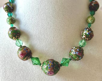 Vintage Green Glass, Art Bead, and Wedding Cake Bead Choker Necklace 14.75" Unsigned