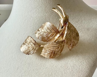 Vintage Grosse 1959 Gold Tone  Four-Leaf Brooch