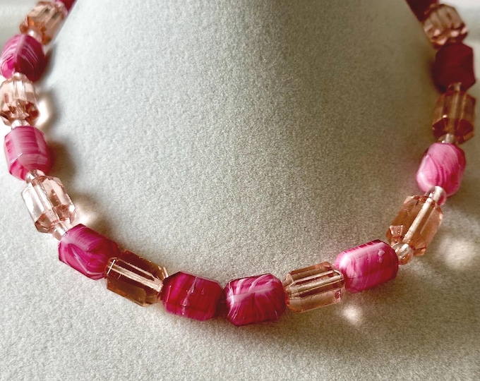 Vintage Czech Glass Blush and Pink Beaded Choker Necklace Unsigned 15.25"