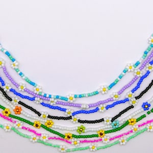 Custom Daisy Seed Bead Choker | Daisy Beaded Choker Necklace | Custom Beaded Necklace | Flower Necklace | Flower Choker