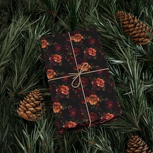 Papel de embrulho floral escuro: Rosas vintage, papel de presente gótico imagem 13