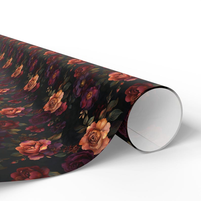 Papel de embrulho floral escuro: Rosas vintage, papel de presente gótico imagem 3