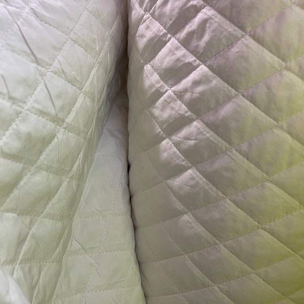Quilted dabble side made in Italy great fabric for lining jacket pants and much more