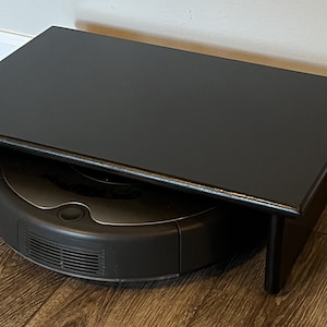 Robot Sweeper/Vacuum Garage & Platform Pedestal