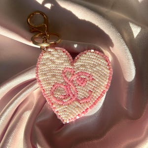 アクセサリー ☆ろーと様専用☆ハンドメイドビーズ刺繍バッグチャーム