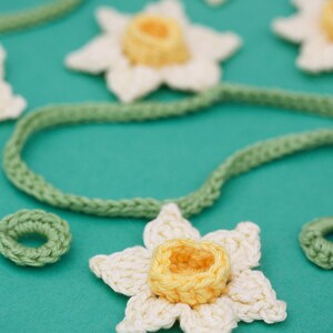 Spring flower bunting