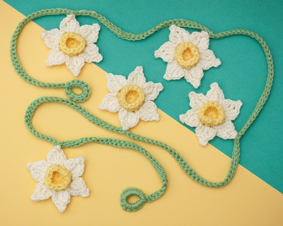 Handmade Easter Garland Crocheted Daffodil Bunting Spring Decorations