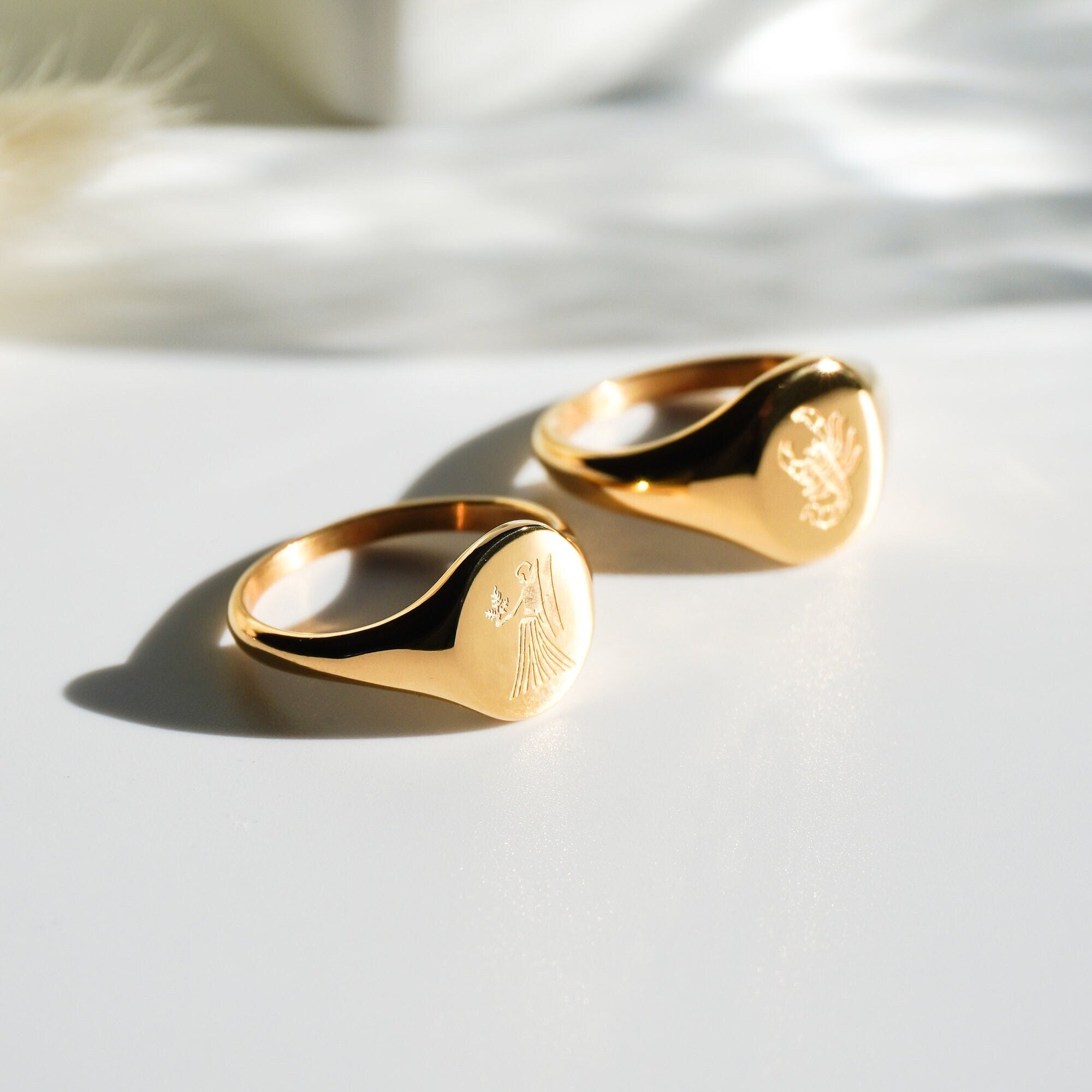 Scorpion signet shop ring