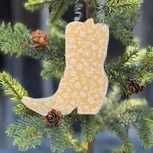 Cowboy Boot, Christmas Tree Ornament, Floral Boot, Cowboy Christmas, Horse Gift, Cowgirl, Cowboy, Rodeo, Western, Equestrian, Wood Ornament