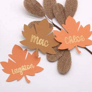 Marque-place feuille personnalisé automne, marque-places feuille, marque-places pour action de grâces, décoration de mariage automne, décoration de mariage automne, mariage rustique automne