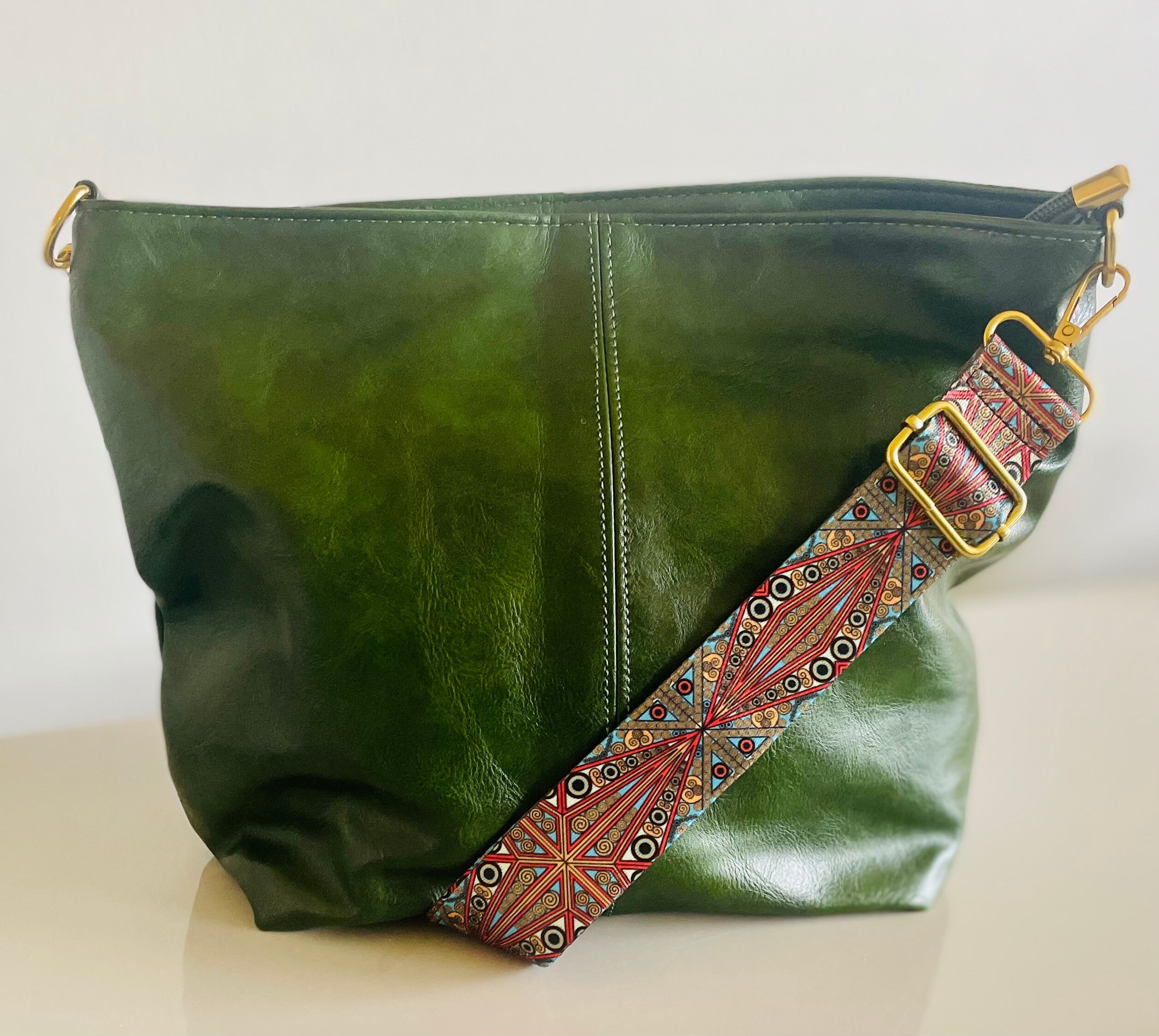 Town Bucket Vegan Leather Bag for Women Hobo Retro Faux Casual Purse Classic Vintage Simple Shoulder Handbag
