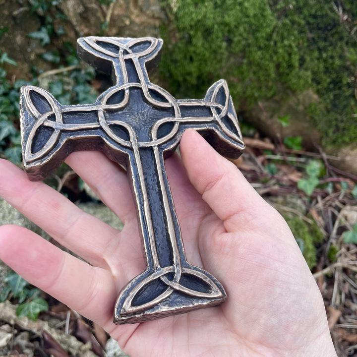 Faith Bronze Celtic Cross - Etsy Canada