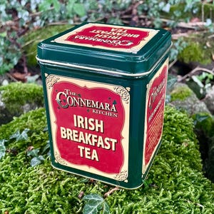Irish Breakfast Tea in souvenir tin