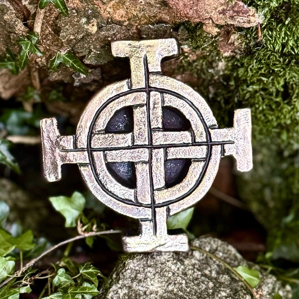 Croce Irlandese Da Parete Con Nastro – 15 Cm, Decorazione Murale Etnica