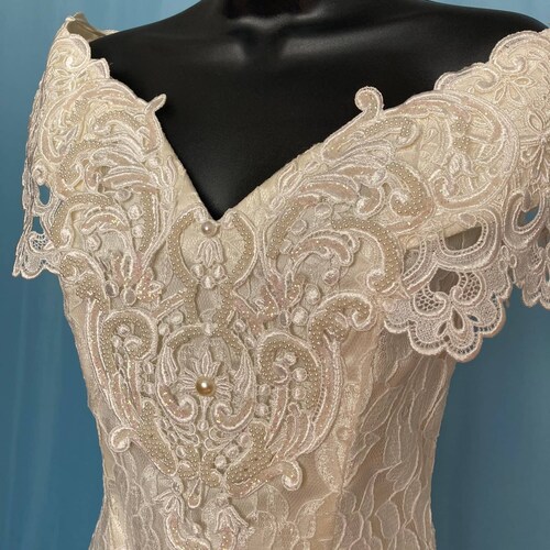 Vintage Jessica McClintock Off the Shoulder shops Bridal Gown