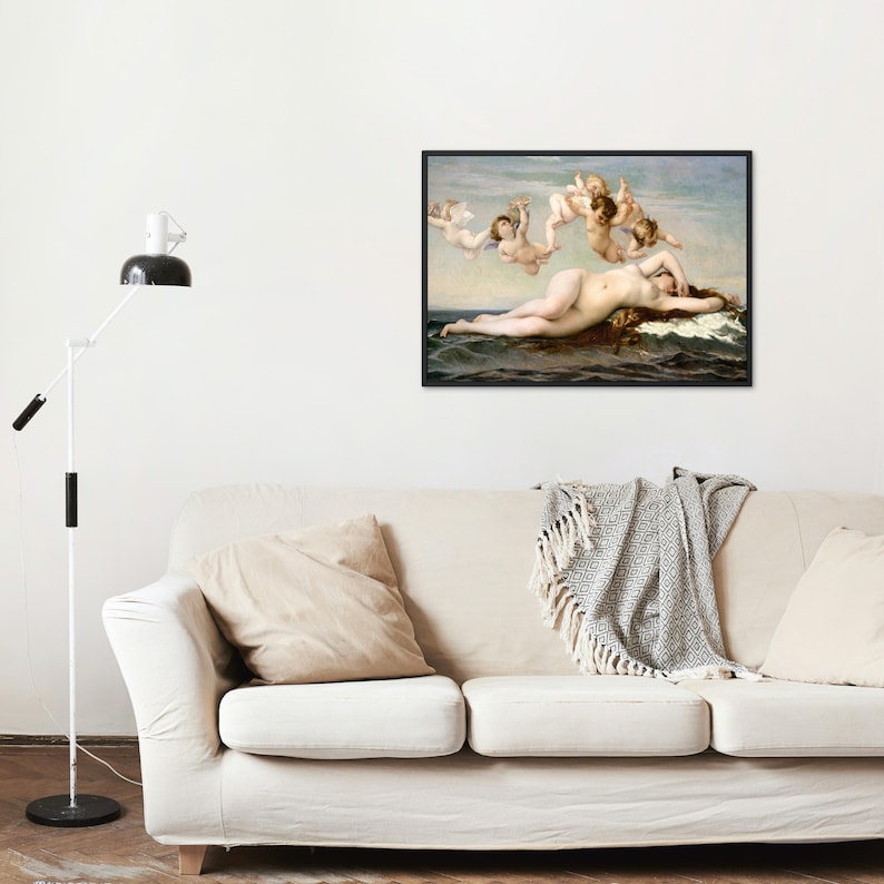 Puede incluir: Una pintura enmarcada de una mujer desnuda reclinada sobre una ola con querubines volando a su alrededor. La pintura est&aacute; sobre un fondo de cielo nublado.