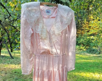 Vintage Pretty in Pink Silk Dress with Lace