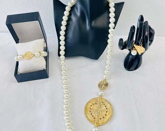 Matte pearl set, necklace, ring, earrings, bracelet, beautiful large white pearls, bronze pieces - HANNA-MALKA