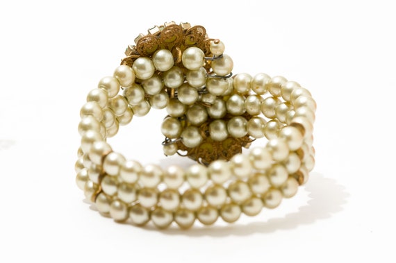 Vintage Faux Pearl and Green Layered Bracelet and… - image 6