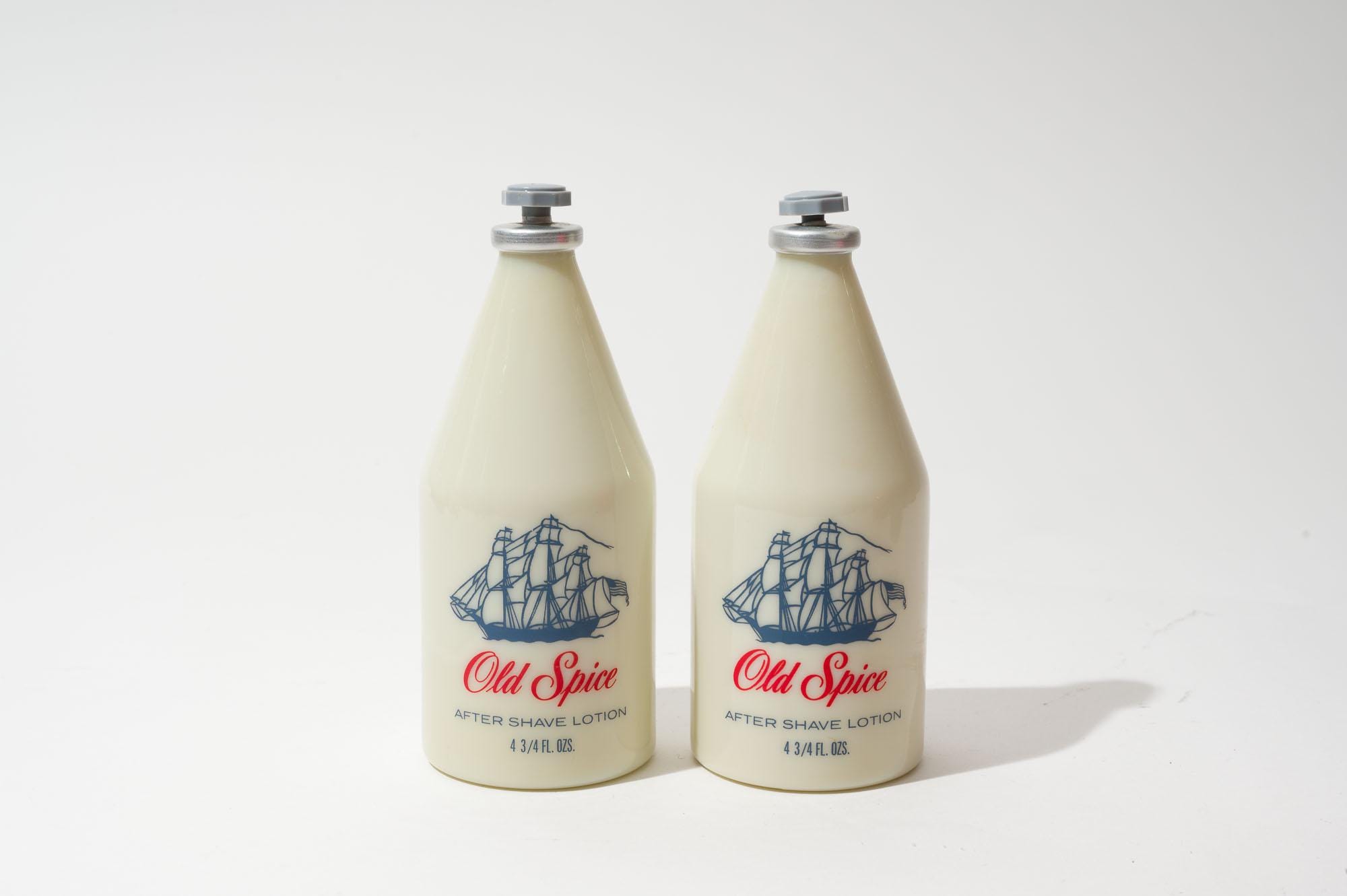 Shulton Inc 廃棄株券 Shulton Classic Old Spice Men's 4.25-ounce After Shave